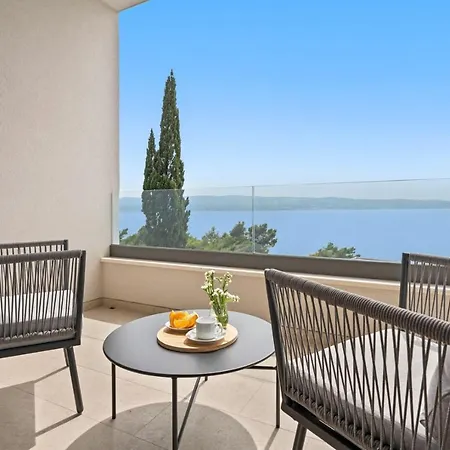 New! With Heated Pool, 1km From The